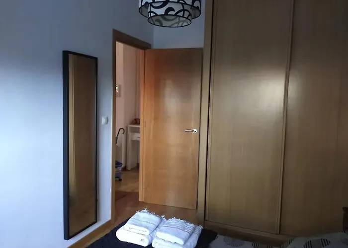 Cozy In Orense Of 45 M² With Parking Διαμέρισμα Ουρένσε