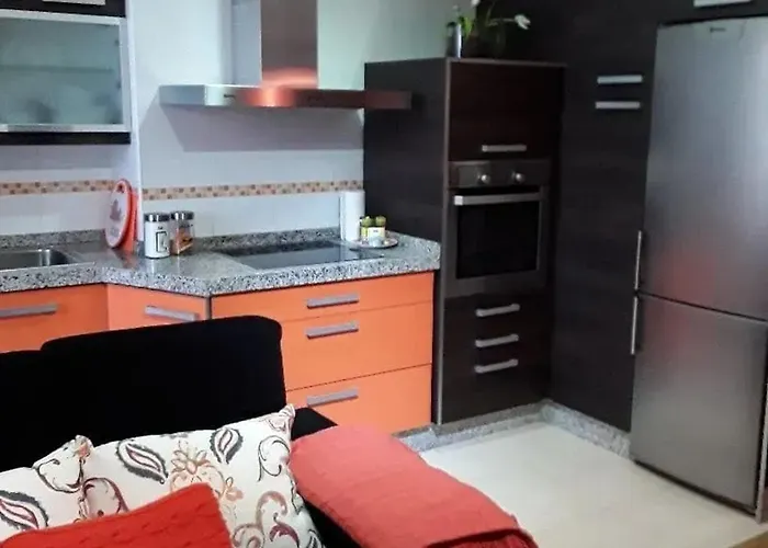 Cozy In Orense Of 45 M² With Parking Διαμέρισμα Ουρένσε